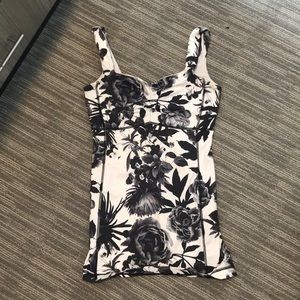Lululemon Aria II Tank in Brisk Bloom